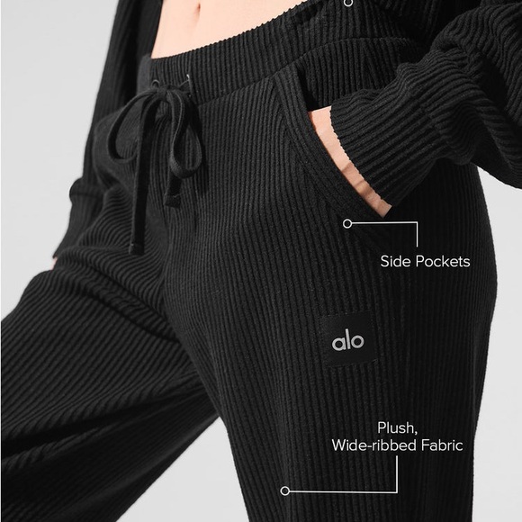 ALO Yoga Muse Ribbed Sweatpant in Black | Size Small - Picture 3 of 9